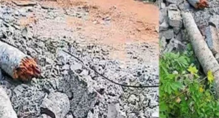 വെണ്ണിക്കുളത്ത് കെ.എസ്.ഇ.ബി ഉദ്യോഗസ്ഥരുടെ തേര്വാഴ്ച ; ടച്ചിംഗ് വെട്ടിന്റെ മറവില് തെങ്ങും റബറും തേക്കുമരങ്ങളും വെട്ടിമാറ്റുന്നു വെണ്ണിക്കുളത്ത് കെ.എസ്.ഇ.ബി ഉദ്യോഗസ്ഥരുടെ തേര്വാഴ്ച ; ടച്ചിംഗ് വെട്ടിന്റെ മറവില് തെങ്ങും റബറും തേക്കുമരങ്ങളും വെട്ടിമാറ്റുന്നു