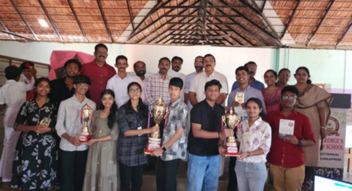 ഇന്റര്സ്കൂള് ക്വിസ് കോമ്പറ്റീഷനില് തിരുമൂലപുരം എസ്.എന്.വി ഹൈസ്കൂള് വിജയികളായി ഇന്റര്സ്കൂള് ക്വിസ് കോമ്പറ്റീഷനില് തിരുമൂലപുരം എസ്.എന്.വി ഹൈസ്കൂള് വിജയികളായി