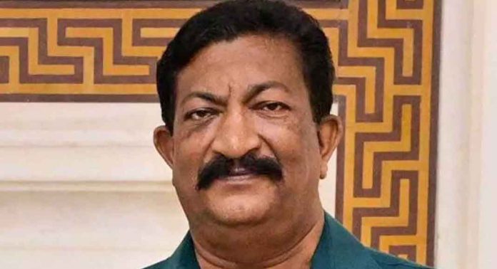 പി.ടി ഉഷ എംപിയുടെ ഭർത്താവ് വി. ശ്രീനിവാസൻ അന്തരിച്ചു പി.ടി ഉഷ എംപിയുടെ ഭർത്താവ് വി. ശ്രീനിവാസൻ അന്തരിച്ചു