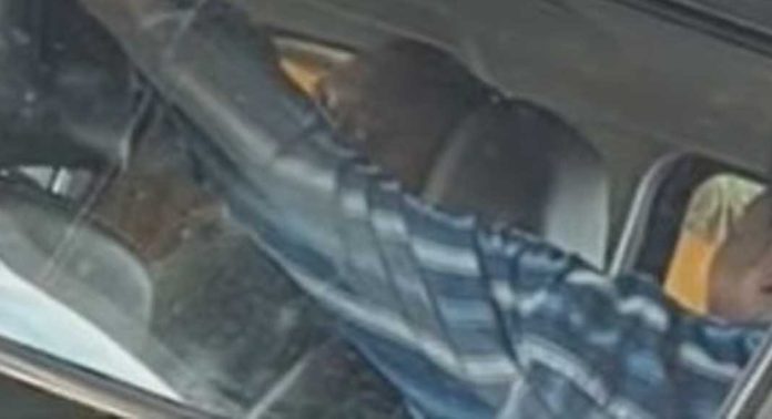 മദ്യപിക്കുന്ന ദൃശ്യങ്ങൾ പുറത്ത് വന്നതിന് പിന്നാലെ സംഭവത്തിൽ അന്വേഷമദ്യപിക്കുന്ന ദൃശ്യങ്ങൾ പുറത്ത് വന്നതിന് പിന്നാലെ സംഭവത്തിൽ അന്വേഷണം ആവശ്യപ്പെട്ട് സ്പെഷ്യൽ ബ്രാഞ്ച് എസ് പിണം ആവശ്യപ്പെട്ട് സ്പെഷ്യൽ ബ്രാഞ്ച് എസ് പി മദ്യപിക്കുന്ന ദൃശ്യങ്ങൾ പുറത്ത് വന്നതിന് പിന്നാലെ സംഭവത്തിൽ അന്വേഷമദ്യപിക്കുന്ന ദൃശ്യങ്ങൾ പുറത്ത് വന്നതിന് പിന്നാലെ സംഭവത്തിൽ അന്വേഷണം ആവശ്യപ്പെട്ട് സ്പെഷ്യൽ ബ്രാഞ്ച് എസ് പിണം ആവശ്യപ്പെട്ട് സ്പെഷ്യൽ ബ്രാഞ്ച് എസ് പി