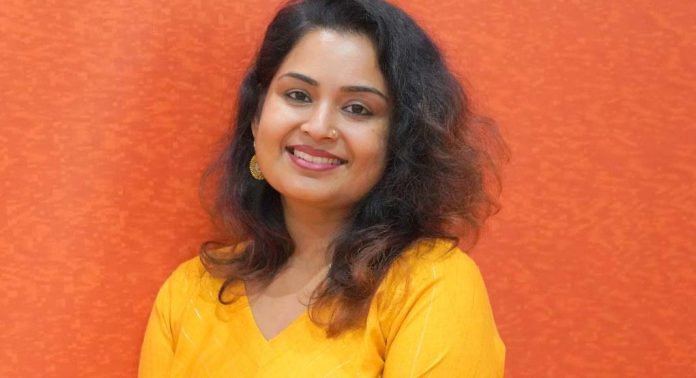 രാഹുൽ മാങ്കൂട്ടത്തിലിന്റെ അറസ്റ്റിന് പിന്നാലെ സൈബർ അധിക്ഷേപം ; മുഖ്യമന്ത്രിക്ക് പരാതി നൽകാൻ സൗമ്യ സരിൻ രാഹുൽ മാങ്കൂട്ടത്തിലിന്റെ അറസ്റ്റിന് പിന്നാലെ സൈബർ അധിക്ഷേപം ; മുഖ്യമന്ത്രിക്ക് പരാതി നൽകാൻ സൗമ്യ സരിൻ