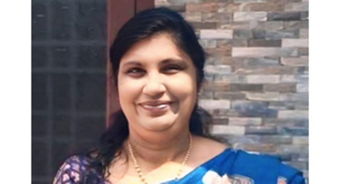 കോന്നിയിലെ അംഗന്വാടി ടീച്ചര് ഇളകൊള്ളൂര് അഞ്ചുമുറിയില് മറിയാമ്മ ജോര്ജ്ജ് ഡല്ഹിയില് റിപ്പബ്ലിക് ദിന പരേഡില് കേന്ദ്ര സര്ക്കാരിന്റെ അതിഥിയായി പങ്കെടുക്കും കോന്നിയിലെ അംഗന്വാടി ടീച്ചര് ഇളകൊള്ളൂര് അഞ്ചുമുറിയില് മറിയാമ്മ ജോര്ജ്ജ് ഡല്ഹിയില് റിപ്പബ്ലിക് ദിന പരേഡില് കേന്ദ്ര സര്ക്കാരിന്റെ അതിഥിയായി പങ്കെടുക്കും