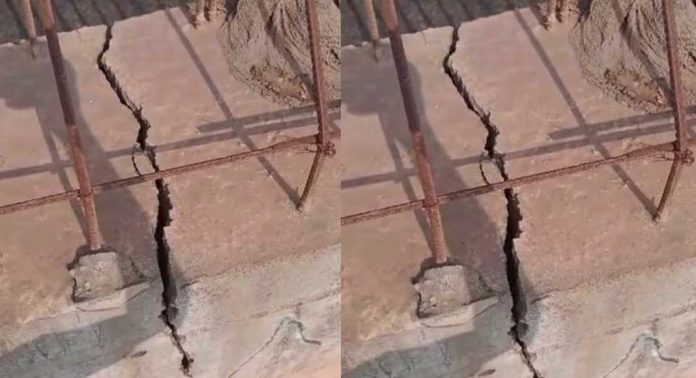 വടകര ചോമ്പാലയില് നിര്മ്മാണം നടന്ന് കൊണ്ടിരിക്കുന്ന ദേശീയപാതയുടെ സംരക്ഷണ ഭിത്തിക്ക് വിള്ളല് വടകര ചോമ്പാലയില് നിര്മ്മാണം നടന്ന് കൊണ്ടിരിക്കുന്ന ദേശീയപാതയുടെ സംരക്ഷണ ഭിത്തിക്ക് വിള്ളല്