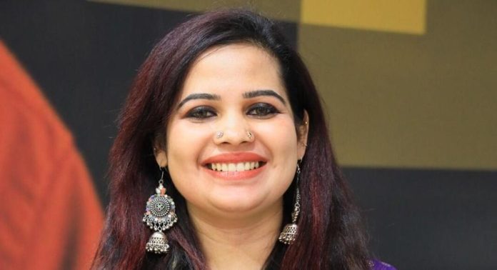 രാഹുൽ മാങ്കൂട്ടത്തിൻ്റെ മുഖത്ത് നോക്കി സംസാരിക്കാൻ അറിയാം, രാഹുലിനെ വെല്ലുവിളിക്കുന്നു : എം എ ഷഹനാസ് രാഹുൽ മാങ്കൂട്ടത്തിൻ്റെ മുഖത്ത് നോക്കി സംസാരിക്കാൻ അറിയാം, രാഹുലിനെ വെല്ലുവിളിക്കുന്നു : എം എ ഷഹനാസ്