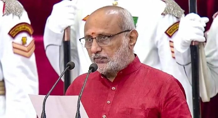 മന്നം സമാധിയിൽ ഉപരാഷ്ട്രപതിക്ക് സന്ദർശനാനുമതി നിഷേധിച്ച് എൻഎസ്എസ് മന്നം സമാധിയിൽ ഉപരാഷ്ട്രപതിക്ക് സന്ദർശനാനുമതി നിഷേധിച്ച് എൻഎസ്എസ്