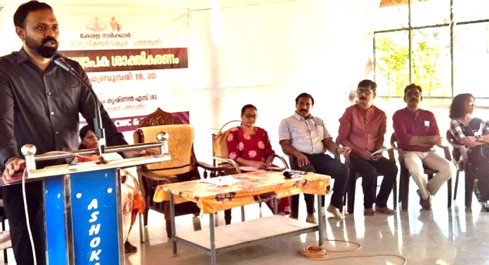 കുട്ടികളുടെ ഉന്നമനത്തിനായി ഒന്നിച്ചു പ്രവര്ത്തിക്കണമെന്ന് ജില്ലാ കളക്ടര് കുട്ടികളുടെ ഉന്നമനത്തിനായി ഒന്നിച്ചു പ്രവര്ത്തിക്കണമെന്ന് ജില്ലാ കളക്ടര്