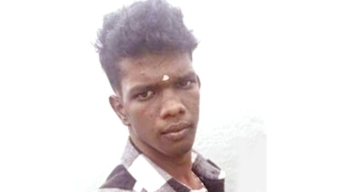 കോഴഞ്ചേരി പമ്പയാറ്റില് വിദ്യാര്ഥി മുങ്ങി മരിച്ചു : പത്തനംതിട്ട മേലേവെട്ടിപ്പുറം സ്വദേശി നിരഞ്ജന് (18) ആണ് മരിച്ചത് കോഴഞ്ചേരി പമ്പയാറ്റില് വിദ്യാര്ഥി മുങ്ങി മരിച്ചു : പത്തനംതിട്ട മേലേവെട്ടിപ്പുറം സ്വദേശി നിരഞ്ജന് (18) ആണ് മരിച്ചത്