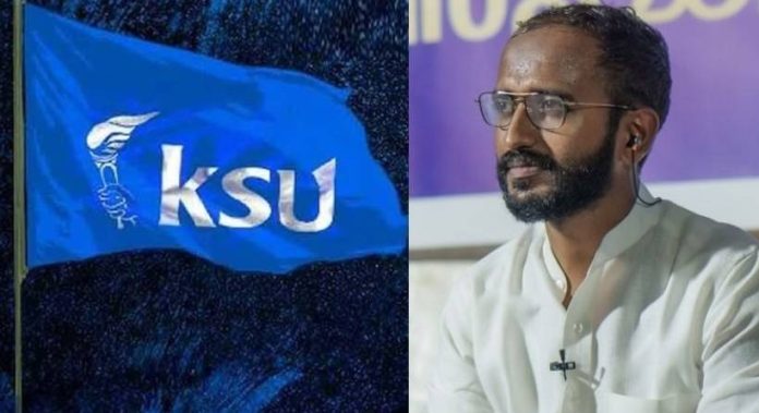 രക്തസാക്ഷി പരിവേഷത്തിനായി മന്ത്രി വാര്ത്തകള് വളച്ചൊടിക്കുകയാണ് ; അലോഷ്യസ് സേവ്യര് രക്തസാക്ഷി പരിവേഷത്തിനായി മന്ത്രി വാര്ത്തകള് വളച്ചൊടിക്കുകയാണ് ; അലോഷ്യസ് സേവ്യര്