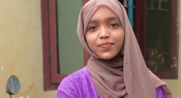 മനംനൊന്ത് യുവതി ജീവനൊടുക്കിയ സംഭവം ; സുഹൃത്ത് അഫ്രീദിനേയും മാതാപിതാക്കളേയും ചോദ്യം ചെയ്യാനൊരുങ്ങി പോലീസ് മനംനൊന്ത് യുവതി ജീവനൊടുക്കിയ സംഭവം ; സുഹൃത്ത് അഫ്രീദിനേയും മാതാപിതാക്കളേയും ചോദ്യം ചെയ്യാനൊരുങ്ങി പോലീസ്