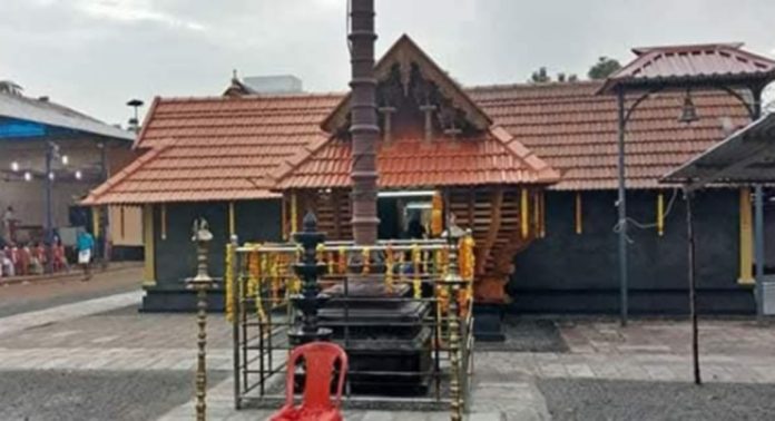 കൈപ്പട്ടൂർ ശ്രീ മുപ്പുടാതി അമ്മൻ കോവിലിലെ അമ്മന്കൊട മഹോത്സവം ഫെബ്രുവരി 13ന് കൊടിയേറും കൈപ്പട്ടൂർ ശ്രീ മുപ്പുടാതി അമ്മൻ കോവിലിലെ അമ്മന്കൊട മഹോത്സവം ഫെബ്രുവരി 13ന് കൊടിയേറും