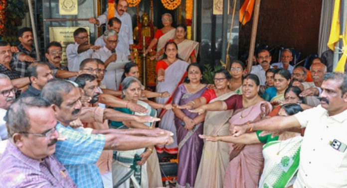 പത്തനംതിട്ടയില് മന്നം സമാധി ദിനാചരണം നടന്നു പത്തനംതിട്ടയില് മന്നം സമാധി ദിനാചരണം നടന്നു