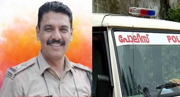 പോലീസുകാരുടെ വഴിവിട്ട കാര്യങ്ങൾ റിപ്പോർട്ട് ചെയ്തു സ്വയം വിരമിച്ച് എസ്ഐ എ. ഹർഷാദ് പോലീസുകാരുടെ വഴിവിട്ട കാര്യങ്ങൾ റിപ്പോർട്ട് ചെയ്തു സ്വയം വിരമിച്ച് എസ്ഐ എ. ഹർഷാദ്