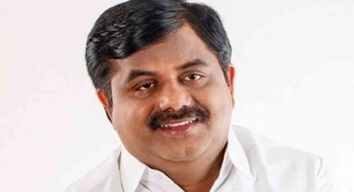 പുതുയുഗ യാത്രയുടെ വേദിയിൽ ഉന്തും തള്ളും ഉണ്ടായെന്ന പ്രചാരണം വാസ്തവ വിരുദ്ധമെന്ന് ഡിസിസി പ്രസിഡന്റ് പുതുയുഗ യാത്രയുടെ വേദിയിൽ ഉന്തും തള്ളും ഉണ്ടായെന്ന പ്രചാരണം വാസ്തവ വിരുദ്ധമെന്ന് ഡിസിസി പ്രസിഡന്റ്