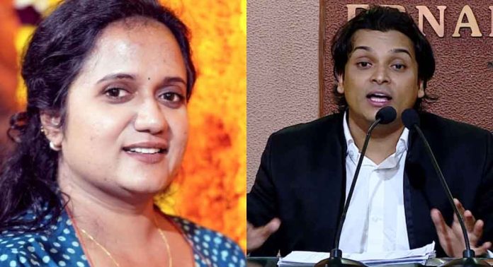 കോൺഗ്രസ് പത്തനംതിട്ട ജില്ലാ പഞ്ചായത്ത് അംഗം ശ്രീനാദേവി കുഞ്ഞമ്മയെ സന്ദർശിച്ച് രാഹുൽ ഈശ്വർ കോൺഗ്രസ് പത്തനംതിട്ട ജില്ലാ പഞ്ചായത്ത് അംഗം ശ്രീനാദേവി കുഞ്ഞമ്മയെ സന്ദർശിച്ച് രാഹുൽ ഈശ്വർ