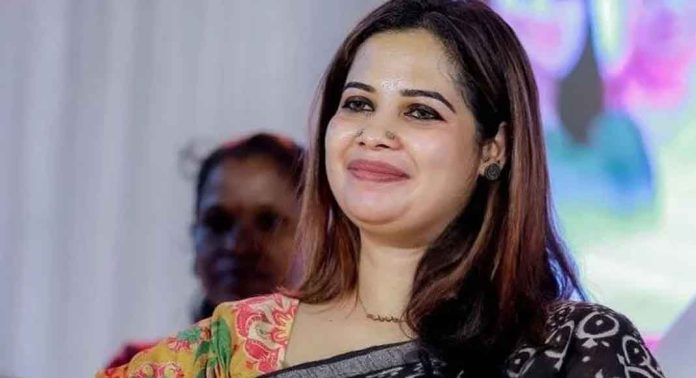 ഷഹനാസിന് കുരുക്ക് മുറുകുന്നു! വി.ആർ സുധീഷിന്റെ മാനനഷ്ടക്കേസിൽ ജാമ്യമില്ലാ വാറൻ്റ് ഷഹനാസിന് കുരുക്ക് മുറുകുന്നു! വി.ആർ സുധീഷിന്റെ മാനനഷ്ടക്കേസിൽ ജാമ്യമില്ലാ വാറൻ്റ്