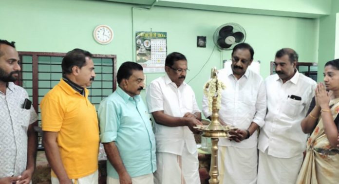 ചെങ്ങറ ഗുരു ക്ഷേത്രത്തിലെ പതിനഞ്ചാമത് പ്രതിഷ്ഠ വാര്ഷികം നടന്നു ചെങ്ങറ ഗുരു ക്ഷേത്രത്തിലെ പതിനഞ്ചാമത് പ്രതിഷ്ഠ വാര്ഷികം നടന്നു