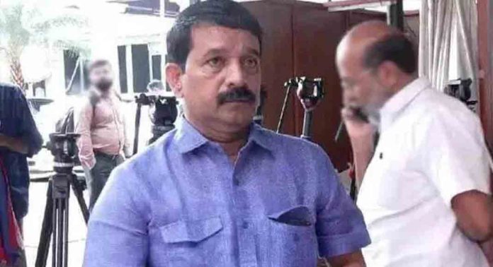 പാർട്ടി വിട്ടതുകൊണ്ട് ടി പി ചന്ദ്രശേഖരന്റെ ഗതിവന്നാൽ സന്തോഷത്തോടെ സ്വീകരിക്കും : എ സുരേഷ് പാർട്ടി വിട്ടതുകൊണ്ട് ടി പി ചന്ദ്രശേഖരന്റെ ഗതിവന്നാൽ സന്തോഷത്തോടെ സ്വീകരിക്കും : എ സുരേഷ്