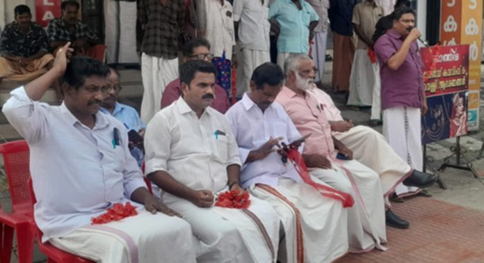 പൊതു പണിമുടക്ക് – കോന്നി മണ്ഡലത്തില് പ്രചരണ ജാഥ നടന്നു പൊതു പണിമുടക്ക് – കോന്നി മണ്ഡലത്തില് പ്രചരണ ജാഥ നടന്നു