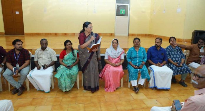കോഴഞ്ചേരി ആശുപത്രി മുഖ്യമന്ത്രി പിണറായി വിജയന് ഫെബ്രുവരി 24ന് നാടിന് സമര്പ്പിക്കും കോഴഞ്ചേരി ആശുപത്രി മുഖ്യമന്ത്രി പിണറായി വിജയന് ഫെബ്രുവരി 24ന് നാടിന് സമര്പ്പിക്കും