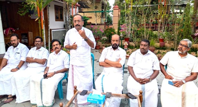 കഴിഞ്ഞ 20 വർഷമായി തിരുവല്ലയുടെ വികസനം പിന്നോട്ട് – അഡ്വ.വർഗീസ് മാമ്മൻ കഴിഞ്ഞ 20 വർഷമായി തിരുവല്ലയുടെ വികസനം പിന്നോട്ട് – അഡ്വ.വർഗീസ് മാമ്മൻ