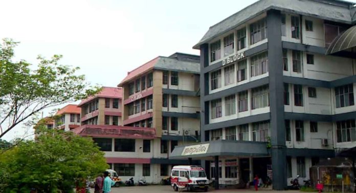 ജീവനക്കാരുടെ കുറവ് നികത്തുന്നു ; വണ്ടാനം മെഡിക്കൽ കോളേജിൽ ജീവനക്കാരുടെ ഒഴിവ് റിപ്പോർട്ട് ചെയ്യാൻ നിർദ്ദേശം ജീവനക്കാരുടെ കുറവ് നികത്തുന്നു ; വണ്ടാനം മെഡിക്കൽ കോളേജിൽ ജീവനക്കാരുടെ ഒഴിവ് റിപ്പോർട്ട് ചെയ്യാൻ നിർദ്ദേശം