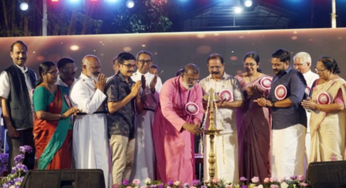 വെച്ചൂച്ചിറ എണ്ണൂറാംവയൽ സി.എം.എസ്.എൽ.പി സ്കൂളിന്റെ പുതിയ അക്കാദമിക് ബ്ലോക്ക് ഉത്ഘാടനം ചെയ്തു വെച്ചൂച്ചിറ എണ്ണൂറാംവയൽ സി.എം.എസ്.എൽ.പി സ്കൂളിന്റെ പുതിയ അക്കാദമിക് ബ്ലോക്ക് ഉത്ഘാടനം ചെയ്തു