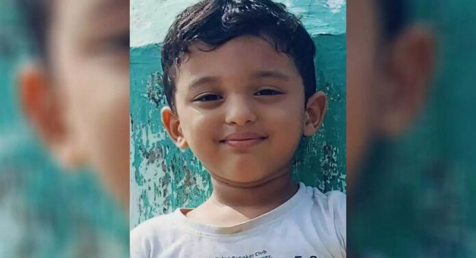 മലപ്പുറം തിരൂരിൽ അഞ്ചുവയസുകാരൻ കുഴഞ്ഞുവീണു മരിച്ചു മലപ്പുറം തിരൂരിൽ അഞ്ചുവയസുകാരൻ കുഴഞ്ഞുവീണു മരിച്ചു