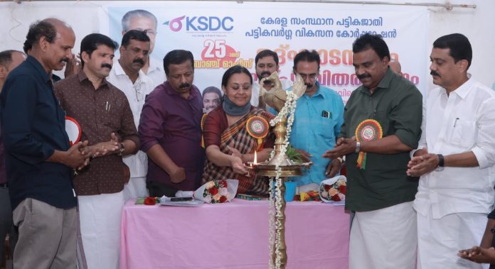 പട്ടികജാതി പട്ടികവര്ഗ വികസന കോര്പറേഷന്റെ പുതിയ ഓഫീസ് പത്തനംതിട്ടയില് ഉദ്ഘാടനം ചെയ്തു പട്ടികജാതി പട്ടികവര്ഗ വികസന കോര്പറേഷന്റെ പുതിയ ഓഫീസ് പത്തനംതിട്ടയില് ഉദ്ഘാടനം ചെയ്തു