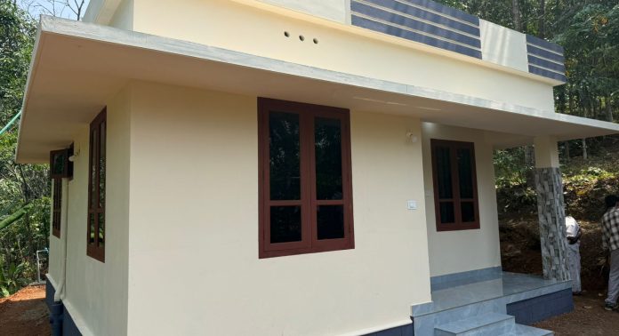 സ്വപ്നഭവനം യാഥാർത്ഥ്യമാക്കി ‘ പുണ്യം ‘ ഓർഗനൈസേഷൻ സ്വപ്നഭവനം യാഥാർത്ഥ്യമാക്കി ‘ പുണ്യം ‘ ഓർഗനൈസേഷൻ