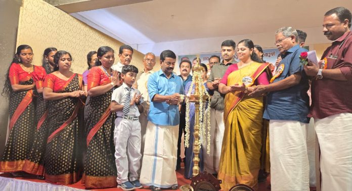 അറയ്ക്കമൺ എൽ.പി. സ്കൂളിൽ പുതുതായി നിർമ്മിച്ച കെട്ടിടത്തിന്റെ ഉദ്ഘാടനം നിർവഹിച്ചു അറയ്ക്കമൺ എൽ.പി. സ്കൂളിൽ പുതുതായി നിർമ്മിച്ച കെട്ടിടത്തിന്റെ ഉദ്ഘാടനം നിർവഹിച്ചു