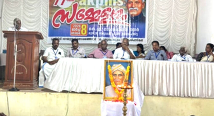 അവകാശ സമരങ്ങളിൽ ദളിതർ മുന്നണി പോരാളികളാകണം : വി കെ ഗോപി അവകാശ സമരങ്ങളിൽ ദളിതർ മുന്നണി പോരാളികളാകണം : വി കെ ഗോപി