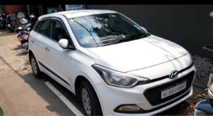 കോന്നി പൂവന്പാറയില് അജ്ഞാത വാഹനമിടിച്ച് വഴിയാത്രക്കാരന് കൊല്ലപ്പെട്ട സംഭവം : കാറും ഡ്രൈവറെയും കണ്ടെത്തി കോന്നി പൂവന്പാറയില് അജ്ഞാത വാഹനമിടിച്ച് വഴിയാത്രക്കാരന് കൊല്ലപ്പെട്ട സംഭവം : കാറും ഡ്രൈവറെയും കണ്ടെത്തി