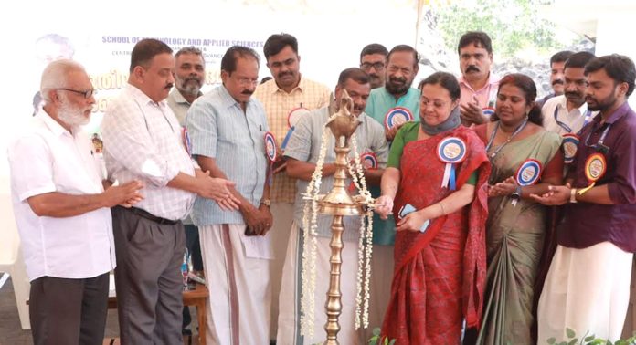 പത്തനംതിട്ട സ്കൂള് ഓഫ് ടെക്നോളജി ആന്ഡ് അപ്ലൈഡ് സയന്സ് പുതിയ കെട്ടിടം ഉദ്ഘാടനം ചെയ്തു പത്തനംതിട്ട സ്കൂള് ഓഫ് ടെക്നോളജി ആന്ഡ് അപ്ലൈഡ് സയന്സ് പുതിയ കെട്ടിടം ഉദ്ഘാടനം ചെയ്തു