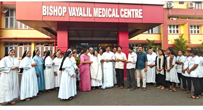 വേൾഡ് മലയാളി കൗൺസിലിന്റെ കമ്യൂണിറ്റി ഹെൽത്ത് അവാർഡ് നേടിയ സിസ്റ്റർ ആനീസ് കൂട്ടിയാനിയിലിനെ സംസ്കാര വേദി ആദരിച്ചു വേൾഡ് മലയാളി കൗൺസിലിന്റെ കമ്യൂണിറ്റി ഹെൽത്ത് അവാർഡ് നേടിയ സിസ്റ്റർ ആനീസ് കൂട്ടിയാനിയിലിനെ സംസ്കാര വേദി ആദരിച്ചു