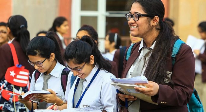 ഇറാൻ സംഘർഷം ; സിബിഎസ്ഇ പരീക്ഷകൾ മാറ്റി ഇറാൻ സംഘർഷം ; സിബിഎസ്ഇ പരീക്ഷകൾ മാറ്റി
