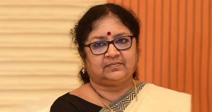 സിവില് സര്വീസ് പരീക്ഷയിൽ ഉന്നത വിജയം നേടിയ വിദ്യാർത്ഥികളെ അഭിനന്ദിച്ച് മന്ത്രി ഡോ. ആർ ബിന്ദു സിവില് സര്വീസ് പരീക്ഷയിൽ ഉന്നത വിജയം നേടിയ വിദ്യാർത്ഥികളെ അഭിനന്ദിച്ച് മന്ത്രി ഡോ. ആർ ബിന്ദു