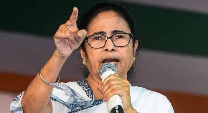 ഹൈന്ദവ പുരോഹിതർക്കും മുസ്ലീം പണ്ഡിതർക്കും ഓണറേറിയം വർധിപ്പിച്ച് മമത ബാനർജി ഹൈന്ദവ പുരോഹിതർക്കും മുസ്ലീം പണ്ഡിതർക്കും ഓണറേറിയം വർധിപ്പിച്ച് മമത ബാനർജി