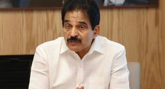 മുഖ്യമന്ത്രിക്കെതിരെ വിമര്ശനവുമായി കെ സി വേണുഗോപാൽ മുഖ്യമന്ത്രിക്കെതിരെ വിമര്ശനവുമായി കെ സി വേണുഗോപാൽ
