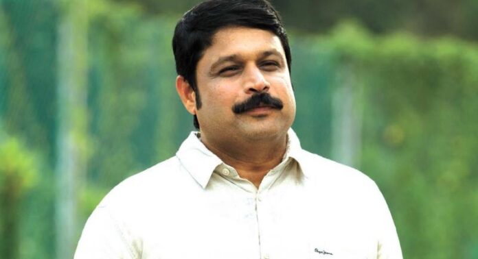 തെരഞ്ഞെടുപ്പ് കമ്മീഷന്റെ കത്തിലെ ബിജെപി സീൽ വിഷയത്തിൽ പ്രതികരിച്ച് എംവി നികേഷ് കുമാർ തെരഞ്ഞെടുപ്പ് കമ്മീഷന്റെ കത്തിലെ ബിജെപി സീൽ വിഷയത്തിൽ പ്രതികരിച്ച് എംവി നികേഷ് കുമാർ