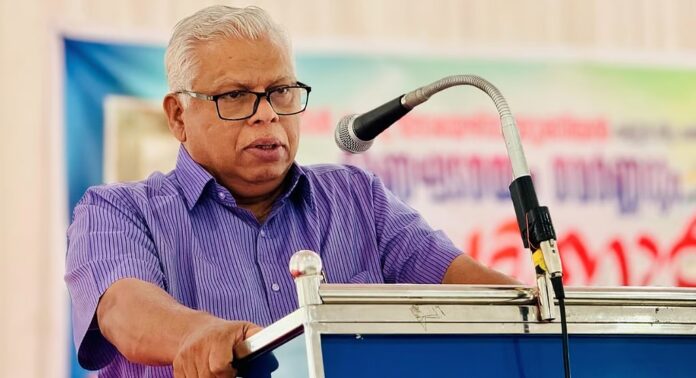 സിപിഎം നേതാവ് എം.വി ജയരാജന് വാഹനാപകടത്തിൽ പരിക്കേറ്റു സിപിഎം നേതാവ് എം.വി ജയരാജന് വാഹനാപകടത്തിൽ പരിക്കേറ്റു