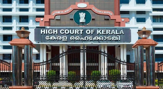 ഓര്ത്തഡോക്സ് – യാക്കോബായ സഭാ തര്ക്കം നിലനില്ക്കുന്ന ആറ് പള്ളികള് സര്ക്കാര് ഏറ്റെടുക്കേണ്ടെന്ന് ഹൈക്കോടതി ഓര്ത്തഡോക്സ് – യാക്കോബായ സഭാ തര്ക്കം നിലനില്ക്കുന്ന ആറ് പള്ളികള് സര്ക്കാര് ഏറ്റെടുക്കേണ്ടെന്ന് ഹൈക്കോടതി