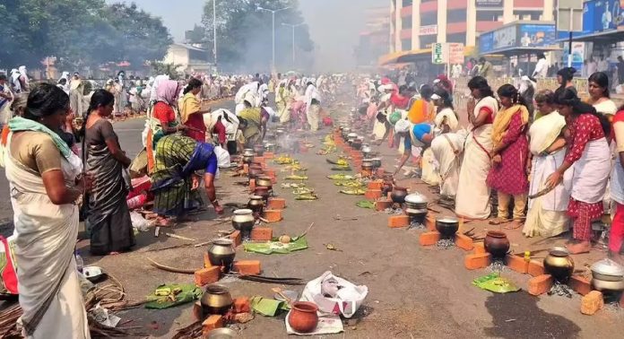 ആറ്റുകാൽ പൊങ്കാല നിവേദിച്ച് ഭക്തർ മടങ്ങിയതിന് പിന്നാലെ ശുചീകരണം ആരംഭിച്ച് നഗരസഭ ആറ്റുകാൽ പൊങ്കാല നിവേദിച്ച് ഭക്തർ മടങ്ങിയതിന് പിന്നാലെ ശുചീകരണം ആരംഭിച്ച് നഗരസഭ