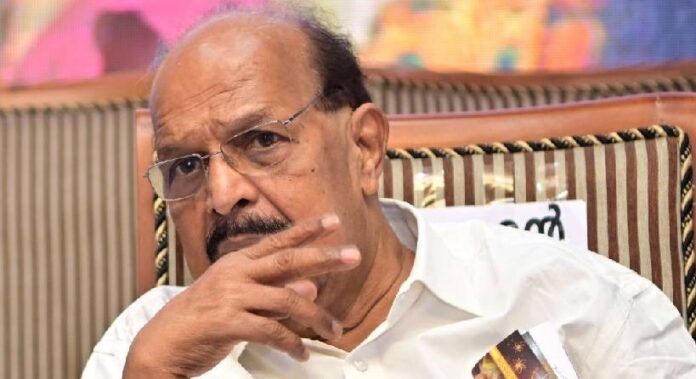 സിപിഎമ്മിൽ നിൽക്കാൻ കൊള്ളില്ല ; നേതാക്കൾ തന്റെ അച്ഛനെ അധിക്ഷേപിച്ചുവെന്ന് ജി സുധാകരൻ സിപിഎമ്മിൽ നിൽക്കാൻ കൊള്ളില്ല ; നേതാക്കൾ തന്റെ അച്ഛനെ അധിക്ഷേപിച്ചുവെന്ന് ജി സുധാകരൻ