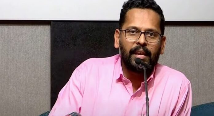 പി സരിനെതിരെ കേന്ദ്ര തിരഞ്ഞെടുപ്പ് കമ്മീഷന് പരാതി പി സരിനെതിരെ കേന്ദ്ര തിരഞ്ഞെടുപ്പ് കമ്മീഷന് പരാതി