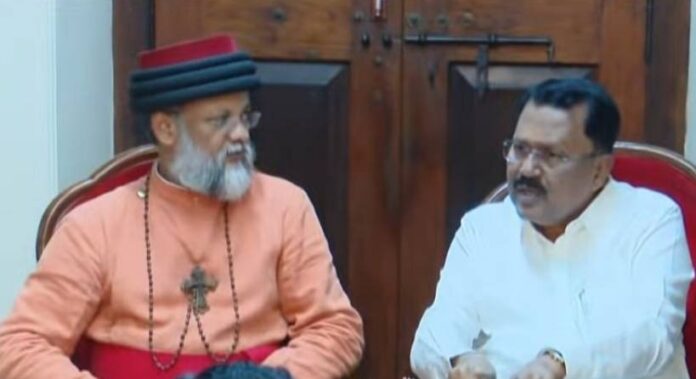 എഫ് സി ആർ എ ഭേദഗതിയിൽ ആശങ്കപ്പെടേണ്ട സാഹചര്യമില്ല ; കൽദായ സുറിയാനി സഭ ആസ്ഥാനത്ത് എത്തി പി.എസ് ശ്രീധരൻപിള്ള എഫ് സി ആർ എ ഭേദഗതിയിൽ ആശങ്കപ്പെടേണ്ട സാഹചര്യമില്ല ; കൽദായ സുറിയാനി സഭ ആസ്ഥാനത്ത് എത്തി പി.എസ് ശ്രീധരൻപിള്ള