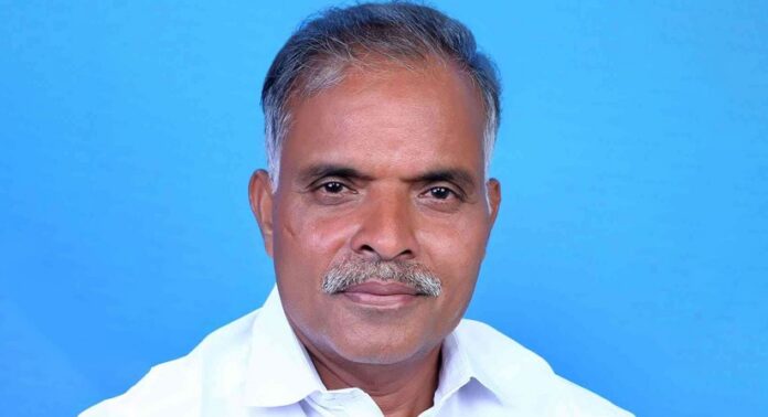 കേരള കോണ്ഗ്രസ് (എം) രാജാക്കാട് മണ്ഡലം പ്രസിഡന്റ് ഷാജിയുടെ മൃതദേഹം കത്തിക്കരിഞ്ഞ നിലയില് കണ്ടെത്തി കേരള കോണ്ഗ്രസ് (എം) രാജാക്കാട് മണ്ഡലം പ്രസിഡന്റ് ഷാജിയുടെ മൃതദേഹം കത്തിക്കരിഞ്ഞ നിലയില് കണ്ടെത്തി