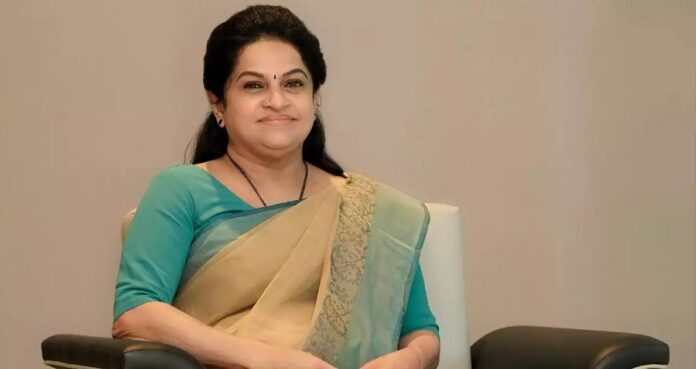 മോദിക്കൊപ്പം ഒരു വാഹനത്തിൽ സഞ്ചരിച്ചത് കോൺഗ്രസിനോടുള്ള മധുരപ്രതികാരമാണെന്ന് പത്മജ വേണുഗോപാൽ മോദിക്കൊപ്പം ഒരു വാഹനത്തിൽ സഞ്ചരിച്ചത് കോൺഗ്രസിനോടുള്ള മധുരപ്രതികാരമാണെന്ന് പത്മജ വേണുഗോപാൽ