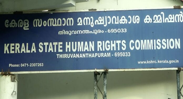ട്രെയിനിന് നേരെയുണ്ടായ കല്ലേറിൽ വിദ്യാര്ത്ഥിനിക്ക് ഗുരുതര പരിക്ക് ; മനുഷ്യാവകാശ കമ്മീഷൻ സ്വമേധയാ കേസെടുത്തു ട്രെയിനിന് നേരെയുണ്ടായ കല്ലേറിൽ വിദ്യാര്ത്ഥിനിക്ക് ഗുരുതര പരിക്ക് ; മനുഷ്യാവകാശ കമ്മീഷൻ സ്വമേധയാ കേസെടുത്തു