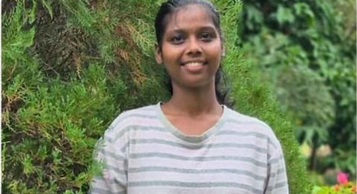 അങ്കമാലിയിൽ വിദ്യാർഥി ജാസ്ലിയ ജോൺസന്റെ മരണം ; കാർ ഓടിച്ച സിറിയക് പി ജോർജിനായി ലുക്ക് ഔട്ട് നോട്ടീസ് ഇറക്കും അങ്കമാലിയിൽ വിദ്യാർഥി ജാസ്ലിയ ജോൺസന്റെ മരണം ; കാർ ഓടിച്ച സിറിയക് പി ജോർജിനായി ലുക്ക് ഔട്ട് നോട്ടീസ് ഇറക്കും
