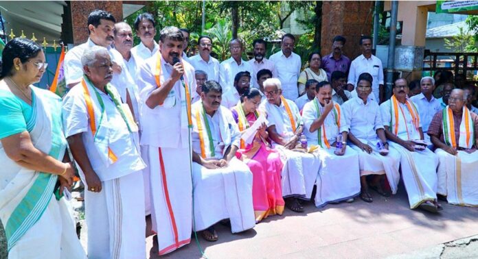സർക്കാർ ജീവനക്കാരെയും പെൻഷൻകാരെയും ഇത്രയധികം ദ്രോഹിച്ച ഒരു സർക്കാർ കേരള ചരിത്രത്തിൽ ഉണ്ടായിട്ടില്ല : അഡ്വ.എ. സുരേഷ് കുമാർ സർക്കാർ ജീവനക്കാരെയും പെൻഷൻകാരെയും ഇത്രയധികം ദ്രോഹിച്ച ഒരു സർക്കാർ കേരള ചരിത്രത്തിൽ ഉണ്ടായിട്ടില്ല : അഡ്വ.എ. സുരേഷ് കുമാർ